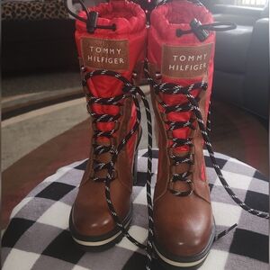 Tommy Hilfiger Women's Red and Brown Combat Boots